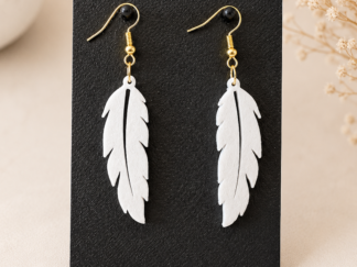 Pendientes Largos Pluma Blanca