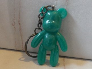 Llavero oso verde esmeralda